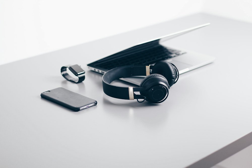 Laptops & smart devices